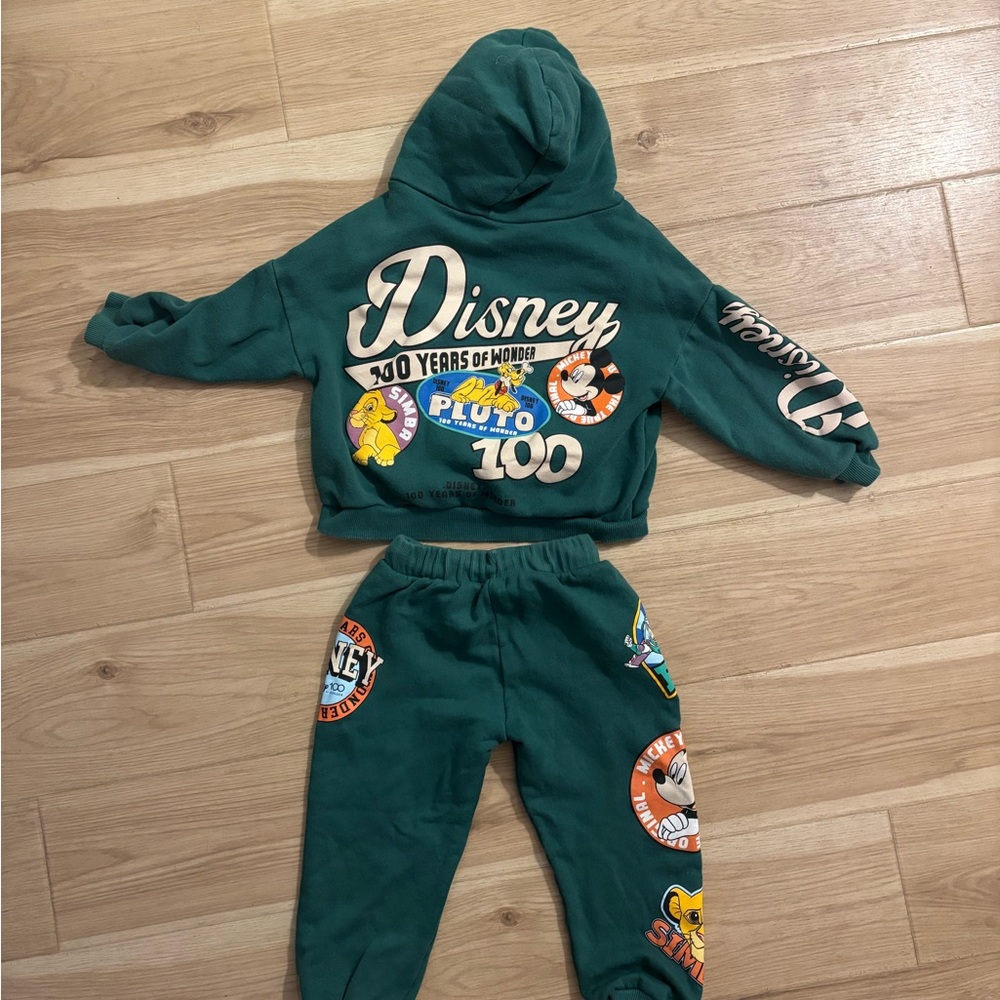 ZARA Disney Kids Green Sweatshirt and Pants Set